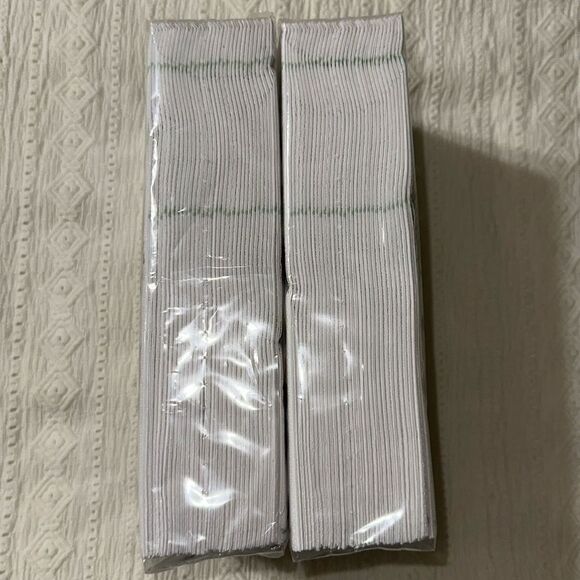 Celebrate THE HOME 32 x 2pk Guest Paper Towel Napkins Purple Coral Green Floral - Picture 3 of 7